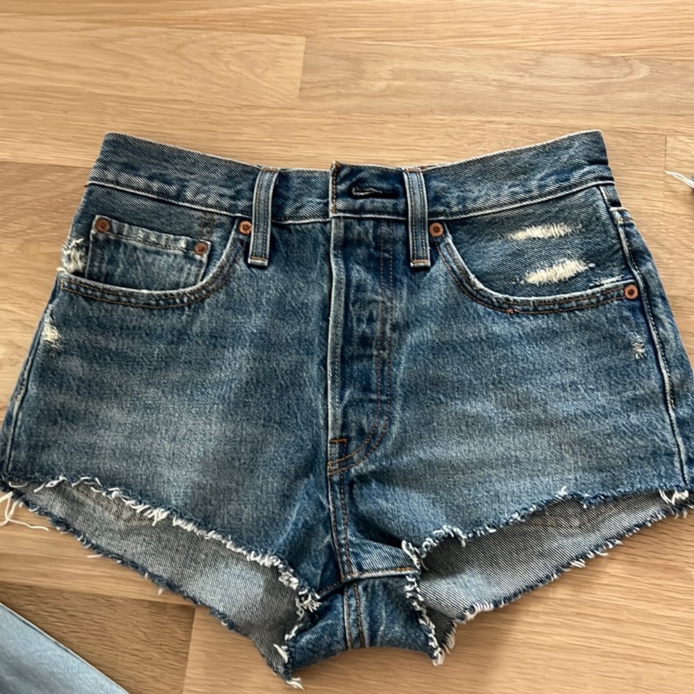 Levi’s 501 shorts